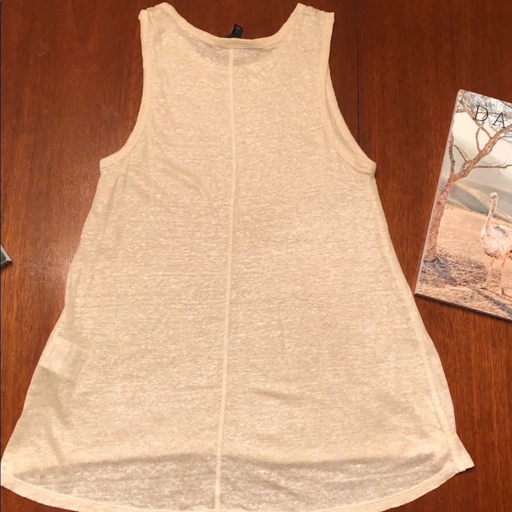 Banana Republic Semi Sheer High Low Sleeveless Top - Picture 2 of 3